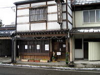 泉屋　店構え　新潟県　糸魚川市　そば　蕎麦